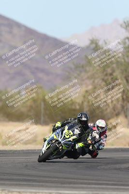 media/Nov-02-2025-CVMA (Sun) [[337aff29ab]]/Race 11-Amateur Supersport Open/